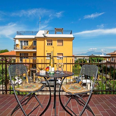 Villa Mimosa - Appartamento 2 - Happy Rentals Дезенцано-дель-Гарда Экстерьер фото