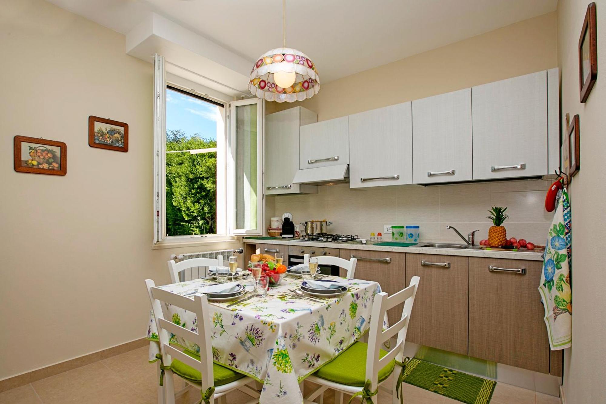 Villa Mimosa - Appartamento 2 - Happy Rentals Дезенцано-дель-Гарда Экстерьер фото