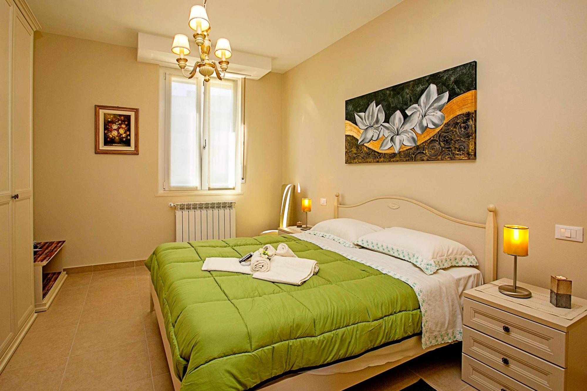 Villa Mimosa - Appartamento 2 - Happy Rentals Дезенцано-дель-Гарда Экстерьер фото