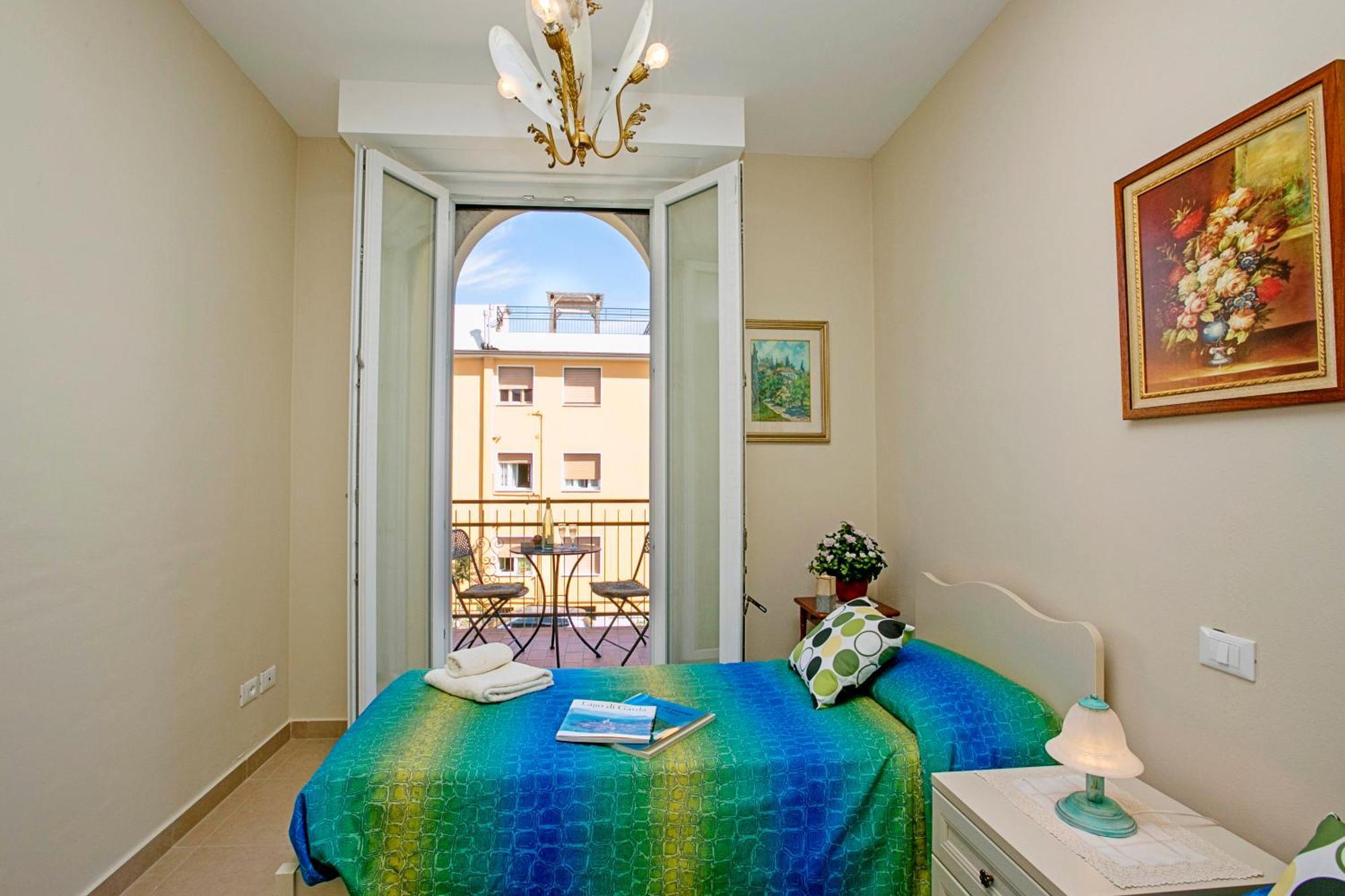 Villa Mimosa - Appartamento 2 - Happy Rentals Дезенцано-дель-Гарда Экстерьер фото