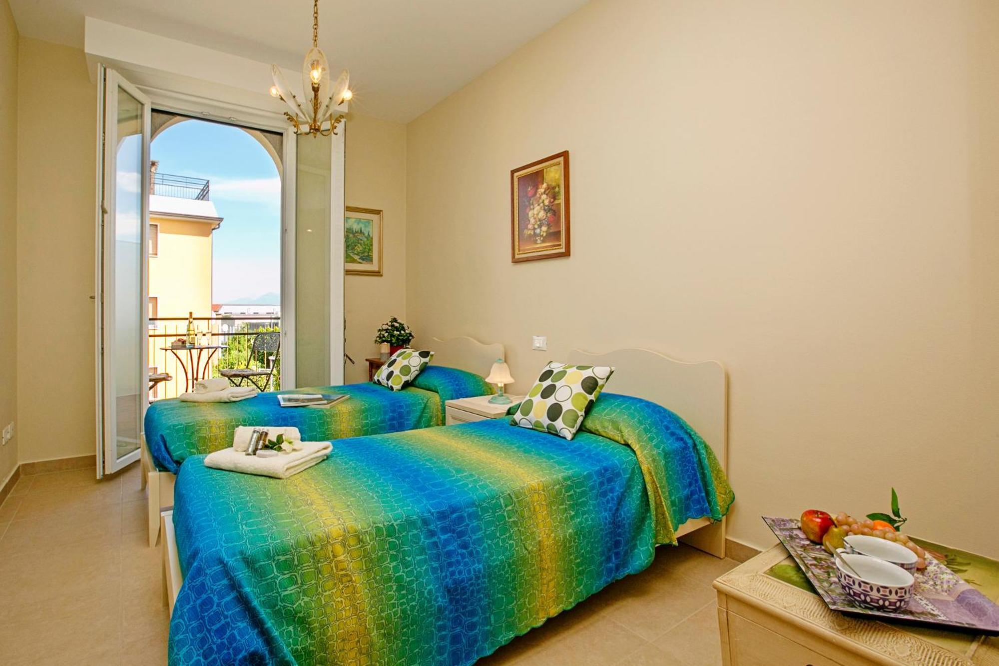 Villa Mimosa - Appartamento 2 - Happy Rentals Дезенцано-дель-Гарда Экстерьер фото